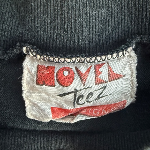 Super Fun Novel Teez Vintage 1993 Looney Tunes Tasmanian Devil Tee T-Shirt - Picture 5 of 5